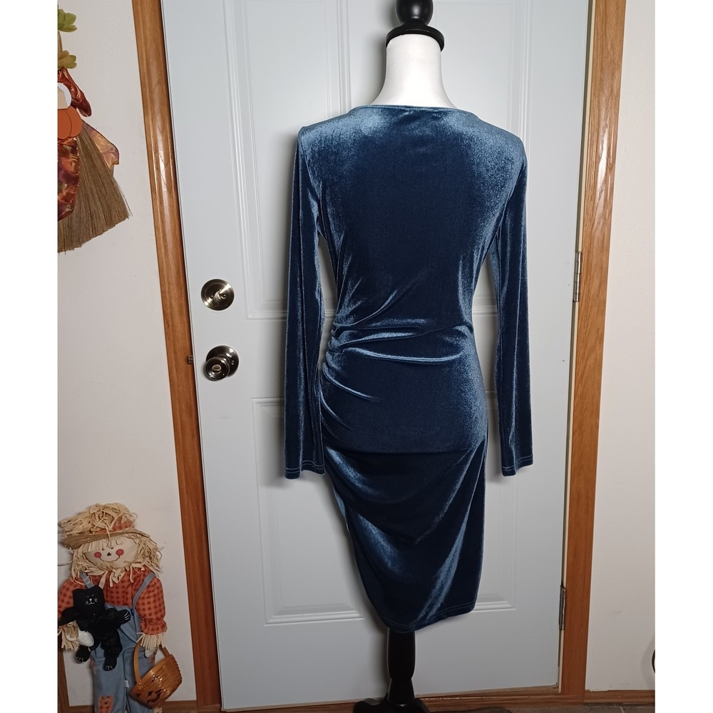 Guberry Velvet VNeck Wrap Bodycon Cocktail Evening Dress Size Med Ruched Side - Picture 3 of 7